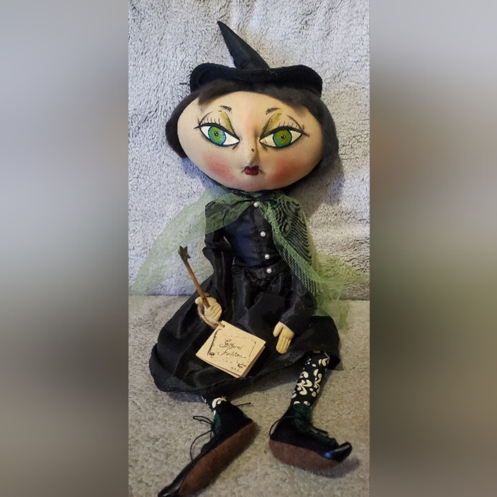 Retires Joe Spencers Gathered Traditions Gallerie II Xanzabelle The Witch